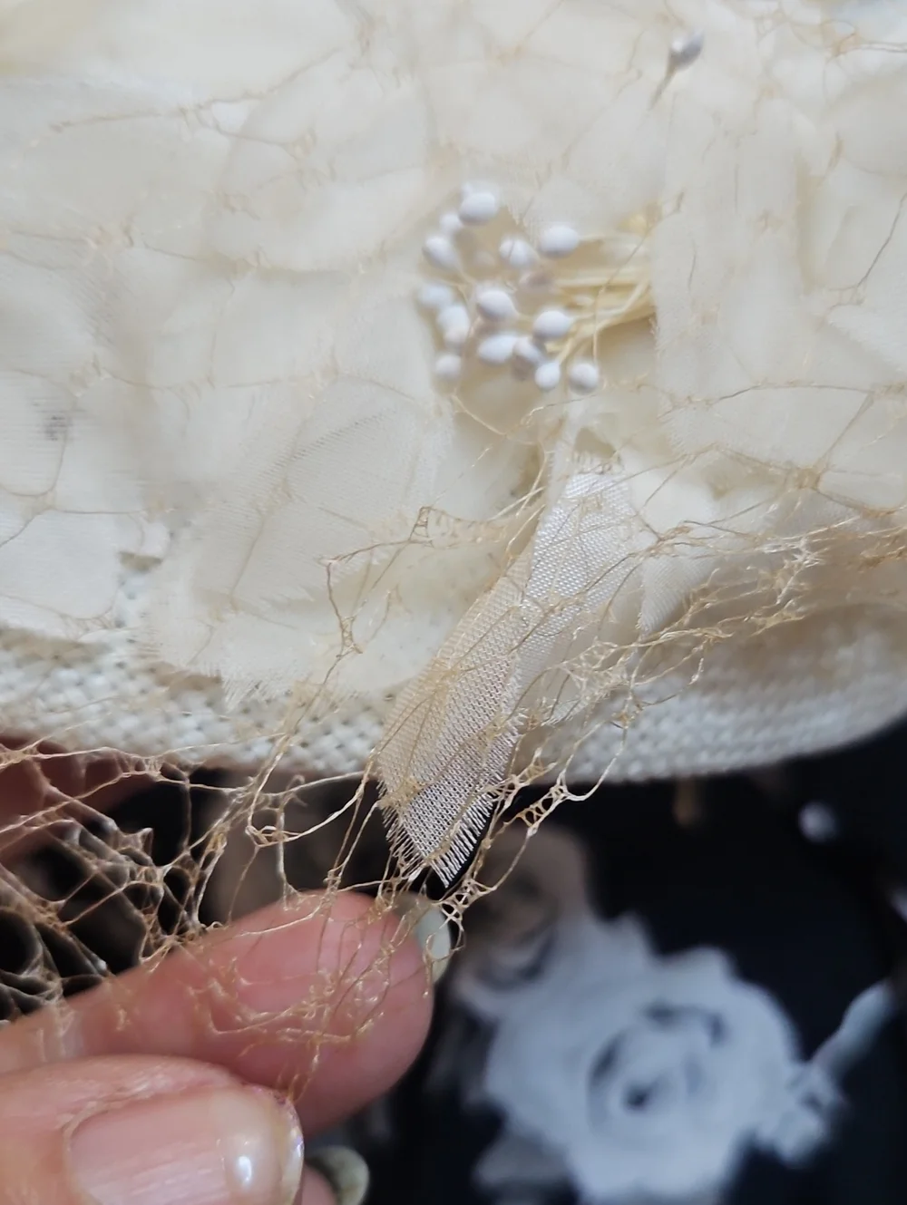 1950s Vintage Rare Judith Leiber Straw  Floral Pillbox Veil Hat Petal Trim